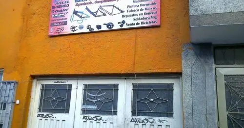ALMACEN Y TALLER BICI ROLIZEXITO ALMACEN Y TALLER BICI ROLIZEXITO